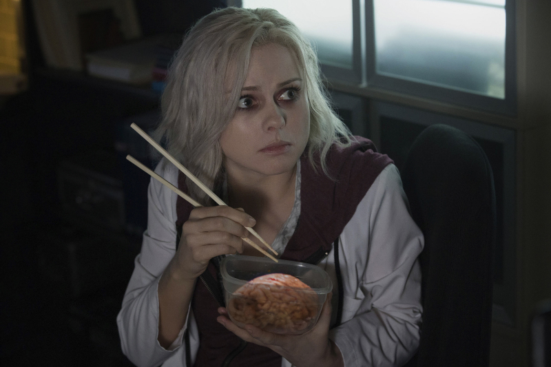 Still of Rose McIver in iZombie (2015)