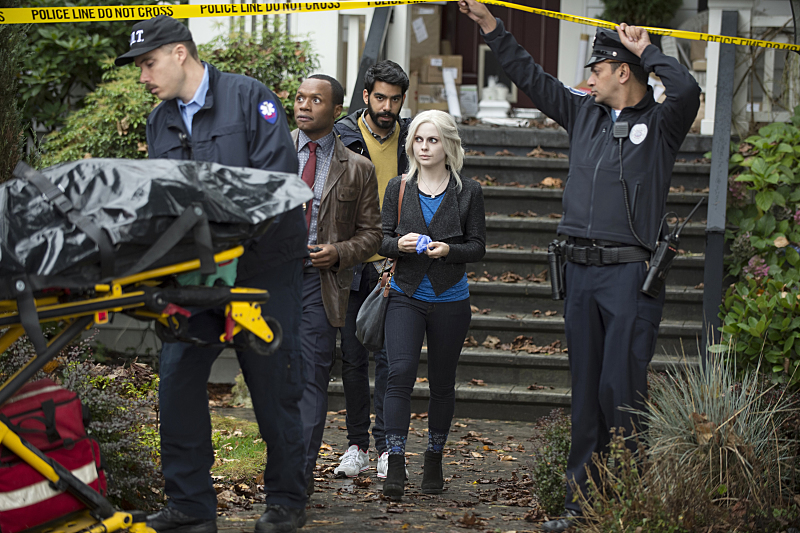 Still of Malcolm Goodwin, Rose McIver and Rahul Kohli in iZombie (2015)