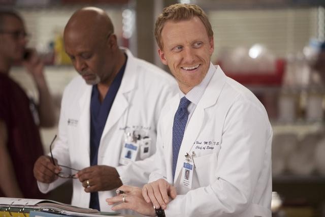 Still of Kevin McKidd and James Pickens in Grei anatomija (2005)