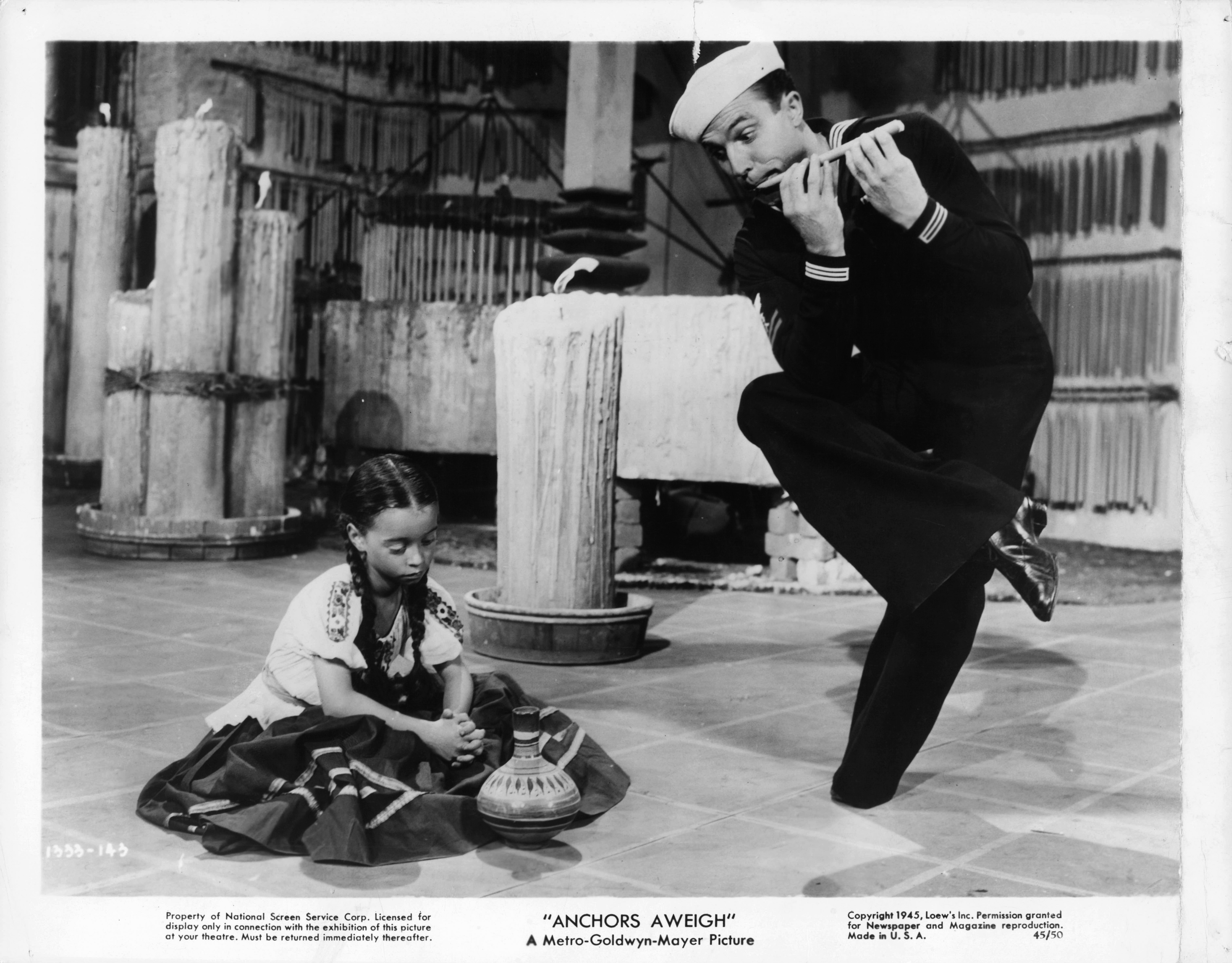 Still of Gene Kelly and Sharon McManus in Anchors Aweigh (1945)