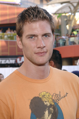 Ryan McPartlin at event of The Perfect Man (2005)