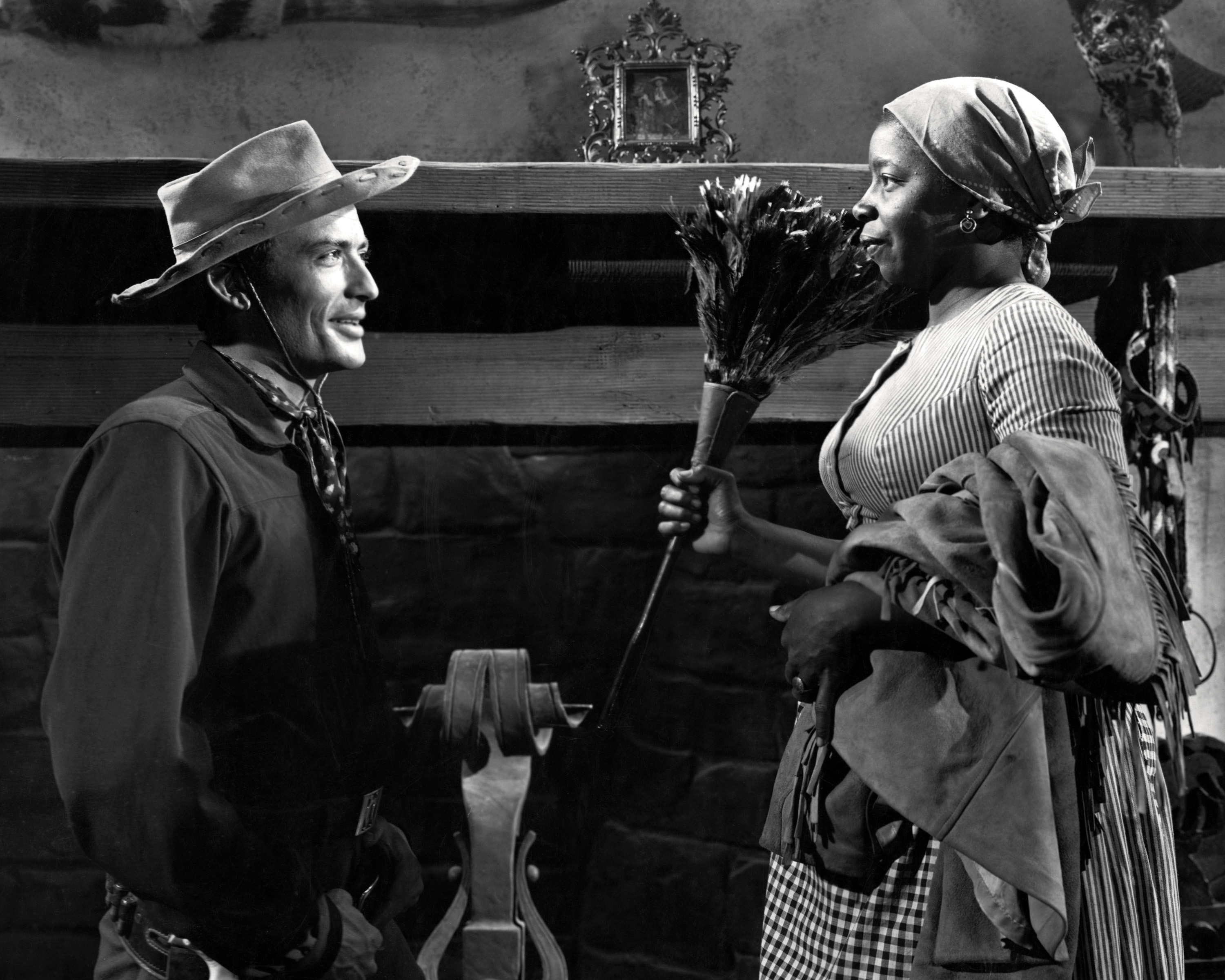 Still of Gregory Peck and Butterfly McQueen in Duel in the Sun (1946)