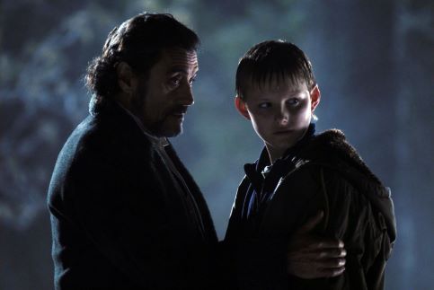 Still of Ian McShane and Alexander Ludwig in The Seeker: The Dark Is Rising (2007)