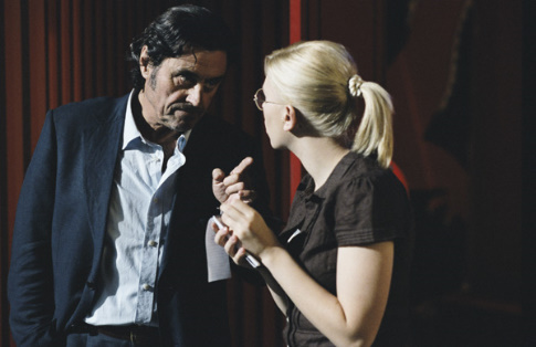 Still of Scarlett Johansson and Ian McShane in Scoop (2006)