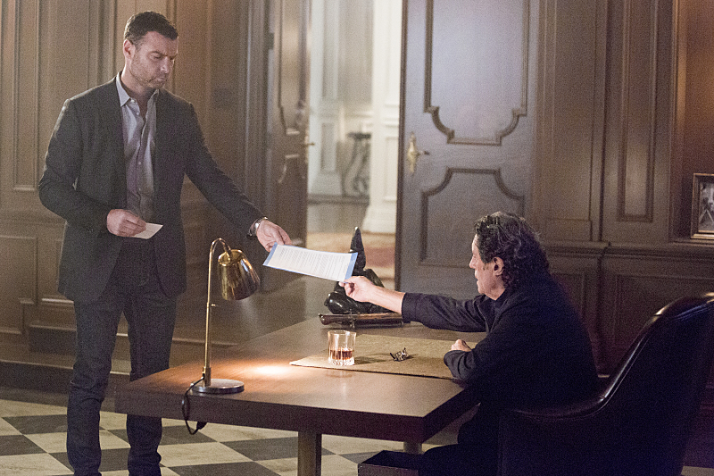 Still of Liev Schreiber and Ian McShane in Ray Donovan (2013)