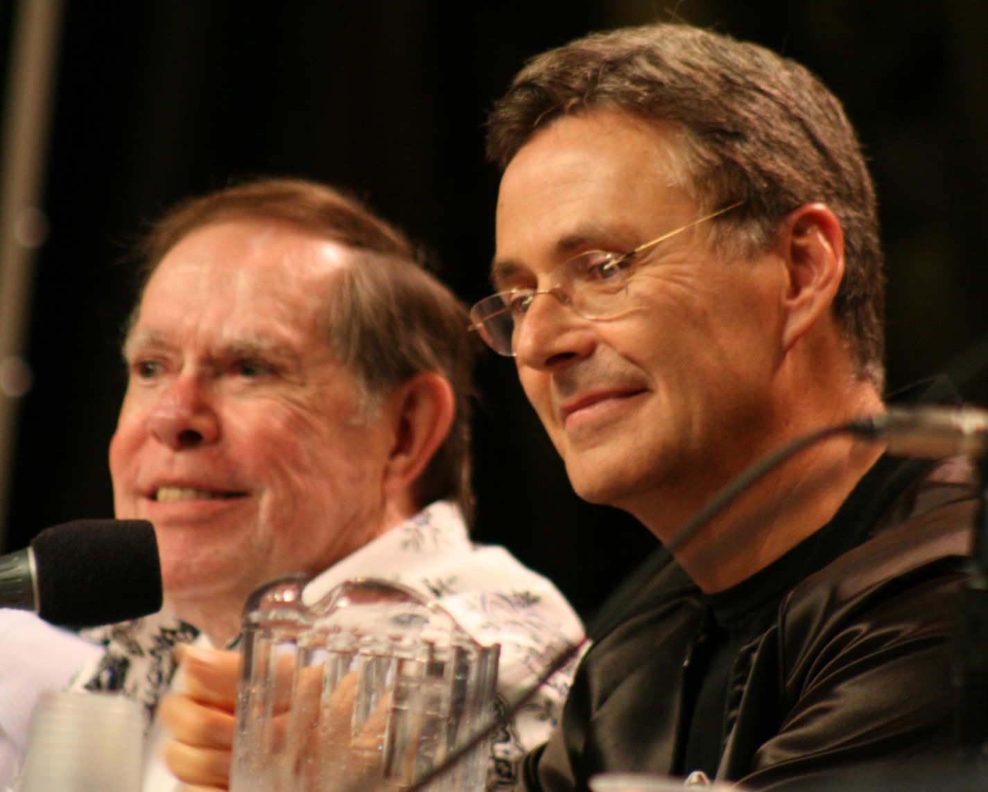 Visionary Syd Mead and effects guru Mark Stetson discuss Blade Runner at Comic-Con 2007.