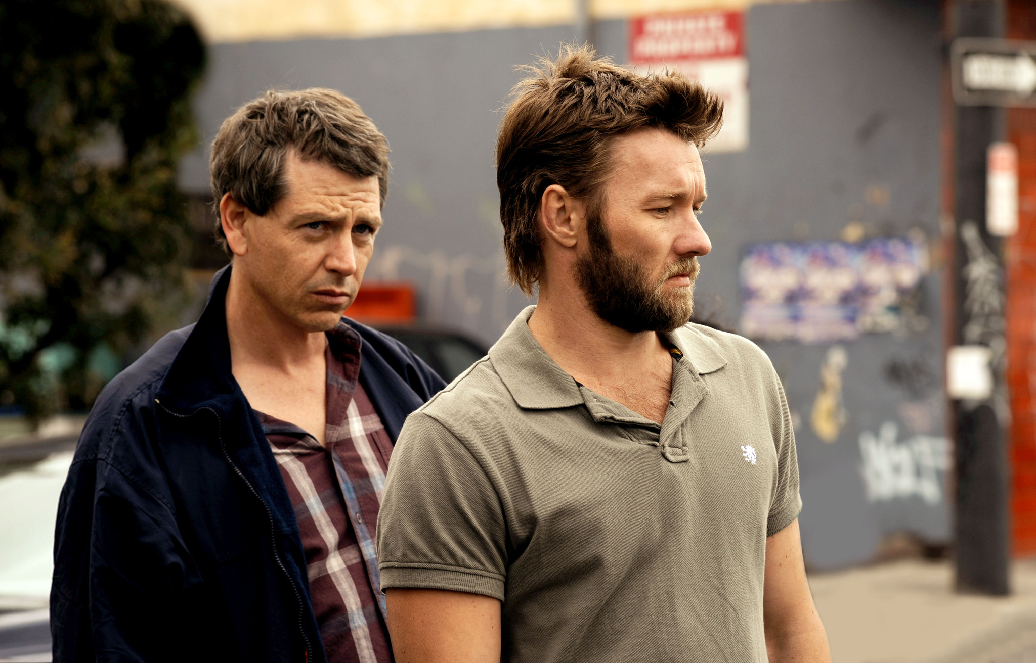 Still of Joel Edgerton and Ben Mendelsohn in Animal Kingdom (2010)