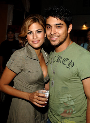 Wilmer Valderrama and Eva Mendes at event of The Dukes of Hazzard (2005)