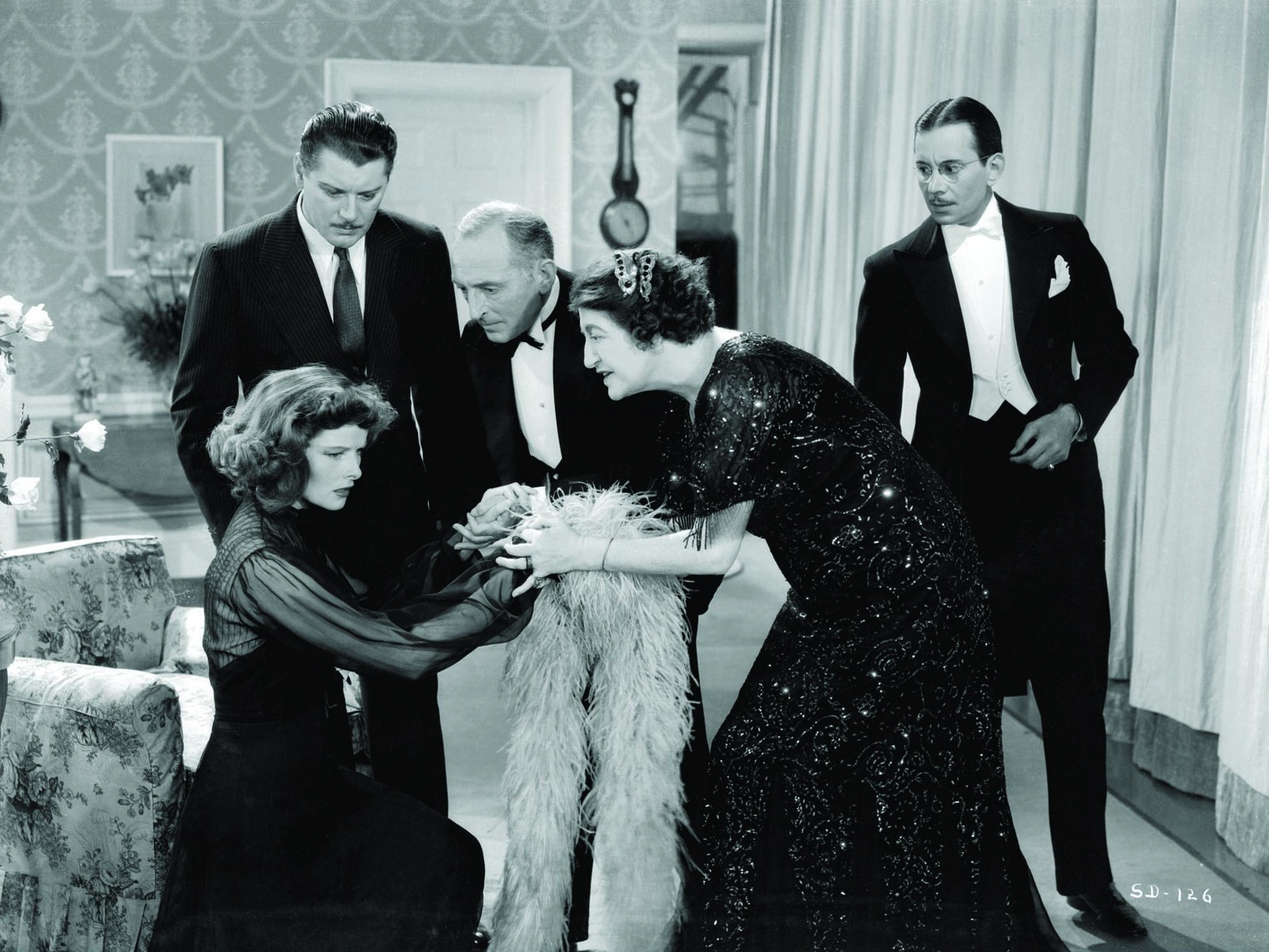 Still of Katharine Hepburn, Constance Collier and Adolphe Menjou in Stage Door (1937)