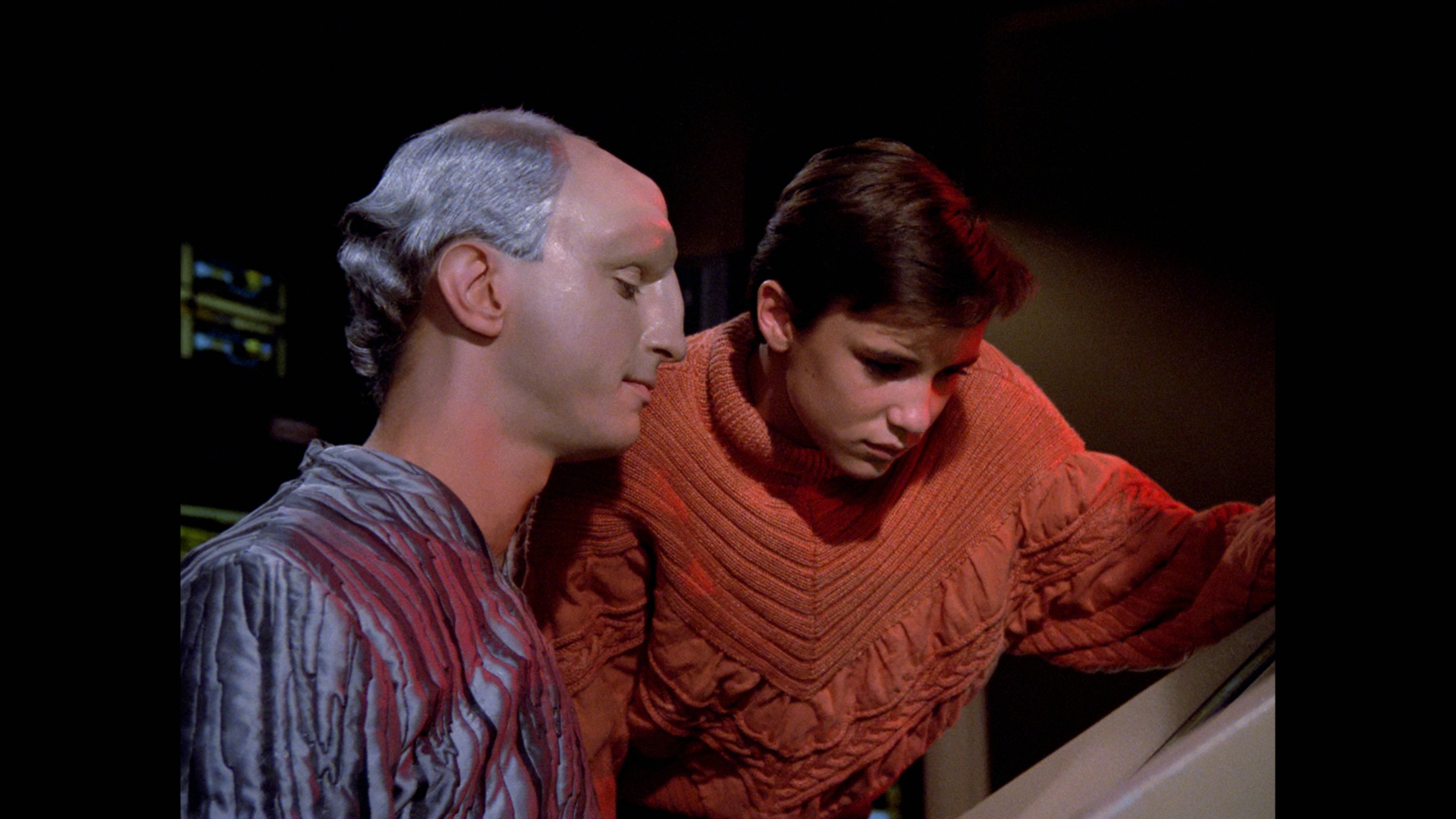 Still of Wil Wheaton and Eric Menyuk in Star Trek: The Next Generation (1987)