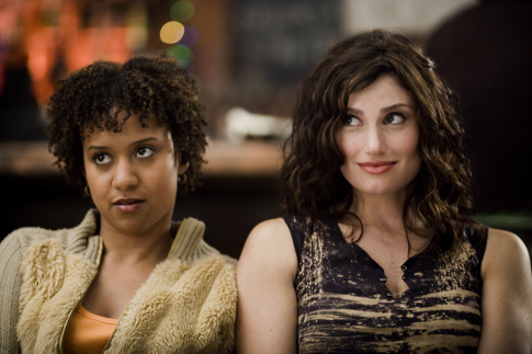 Still of Idina Menzel and Tracie Thoms in Rent (2005)