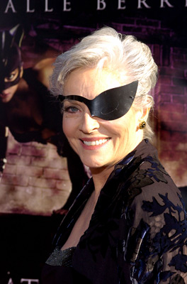 Lee Meriwether at event of Catwoman (2004)