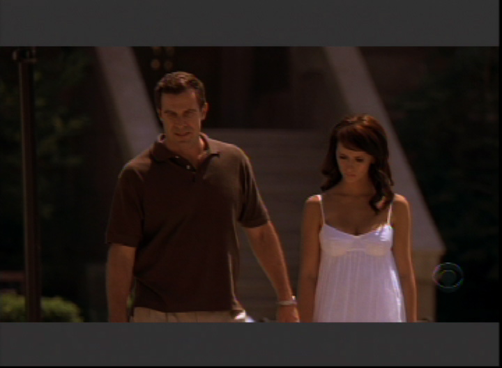 John Mese & Jennifer Love Hewitt in Ghostwhisperer