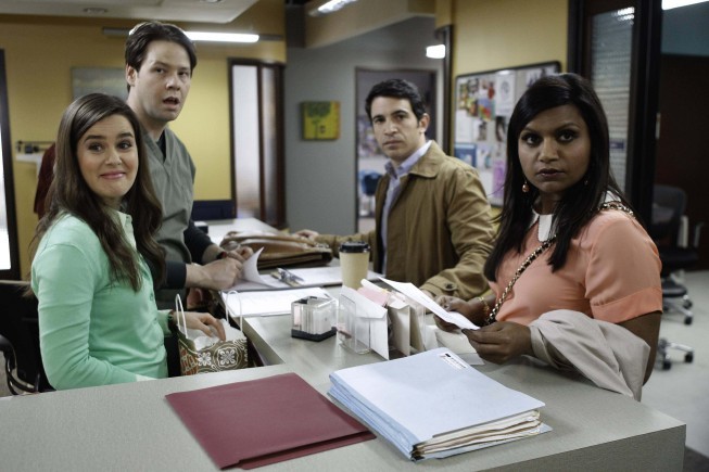 Still of Ike Barinholtz, Chris Messina, Mindy Kaling and Zoe Jarman in The Mindy Project (2012)