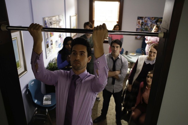 Still of Ike Barinholtz, Beth Grant, Chris Messina, Mindy Kaling and Zoe Jarman in The Mindy Project (2012)