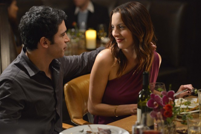 Still of Eva Amurri Martino and Chris Messina in The Mindy Project (2012)