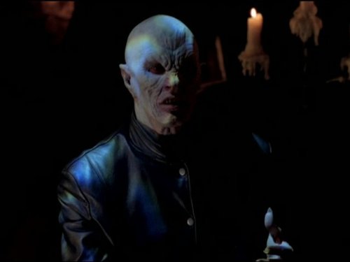 Still of Mark Metcalf in Vampyru zudike (1997)