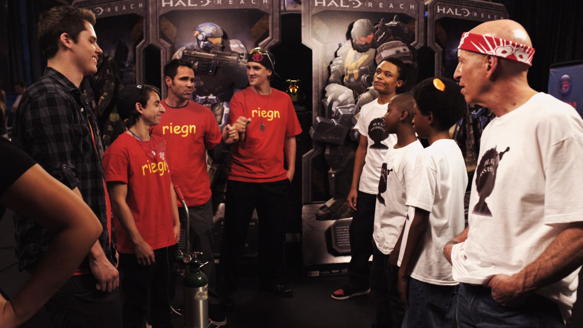 Still of Jason Mewes, Moises Arias, Matt Shively and Blake Freeman in Noobz (2012)