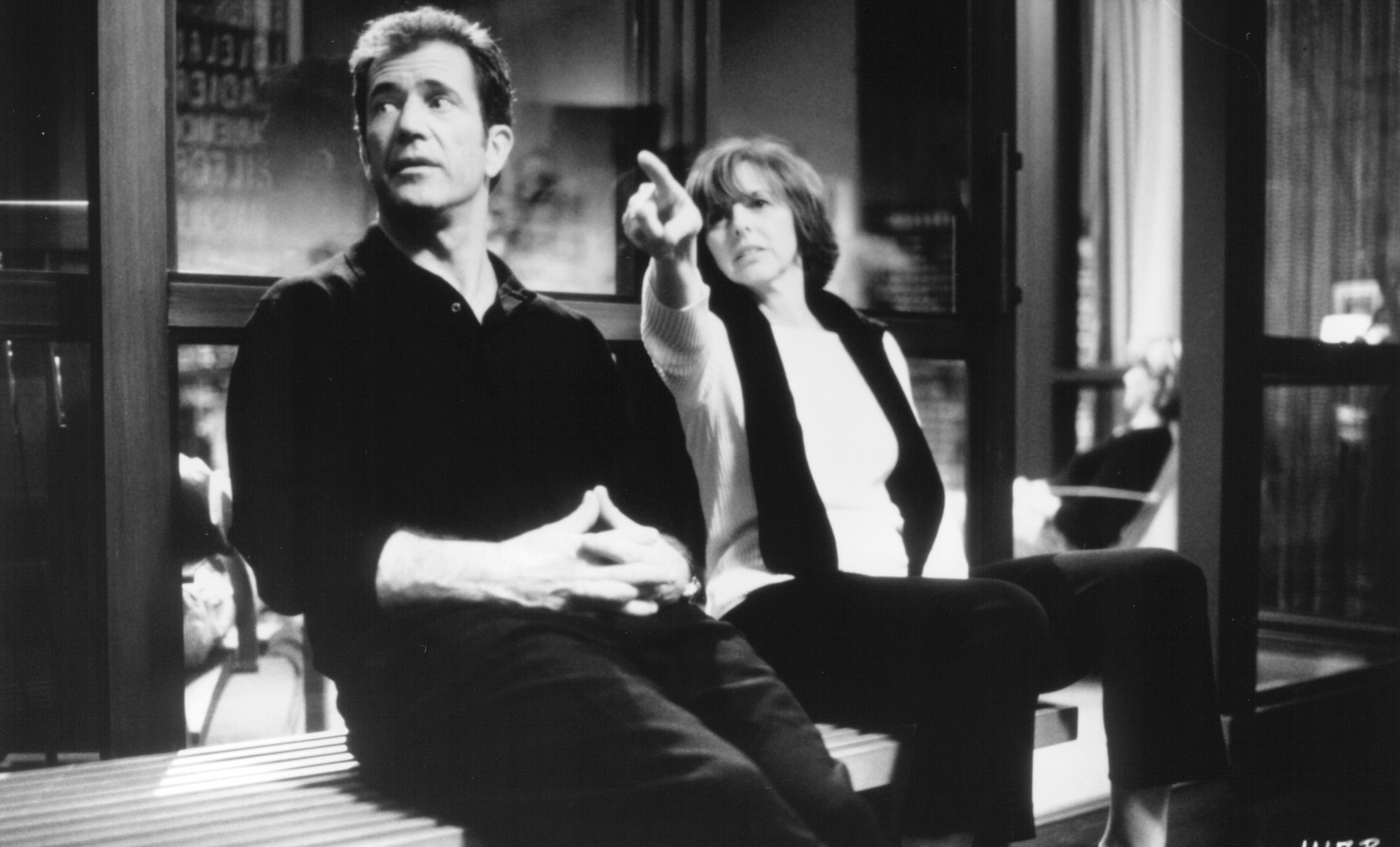 Still of Mel Gibson and Nancy Meyers in What Women Want (2000)
