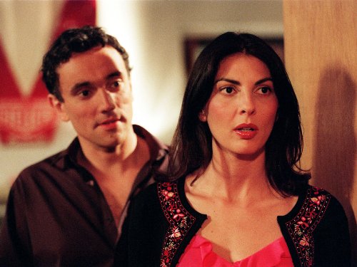 Still of Gina Bellman and Ben Miles in Coupling (2000)