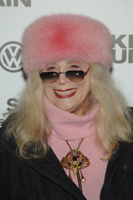 Sylvia Miles at event of Kuprotas kalnas (2005)