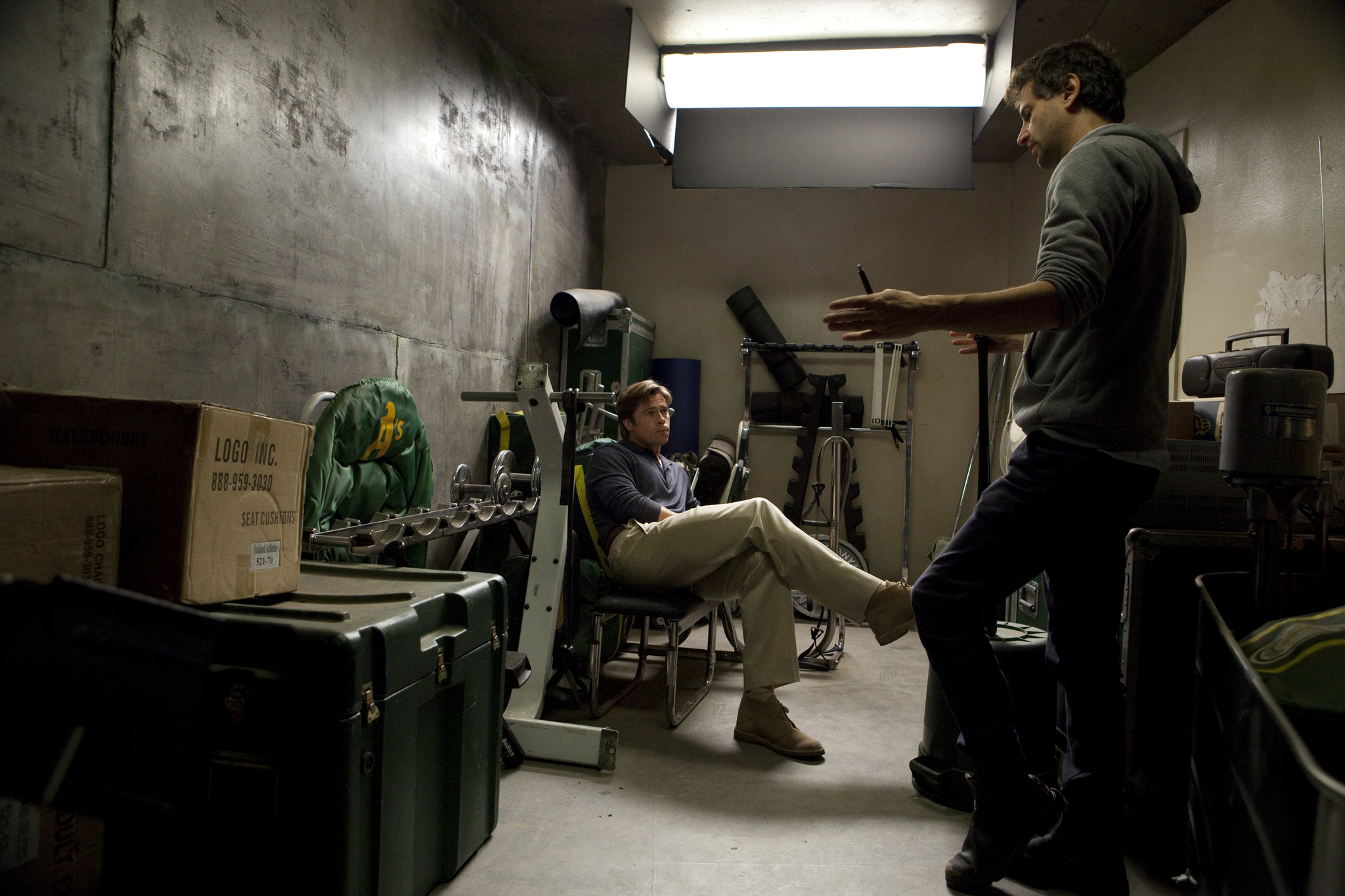 Brad Pitt and Bennett Miller in Zmogus, pakeites viska (2011)