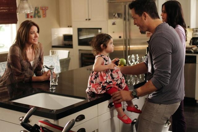 Still of Courteney Cox, Sarah Chalke and Christa Miller in Cougar Town (2009)