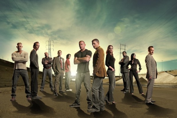 Still of William Fichtner, Robert Knepper, Wentworth Miller, Dominic Purcell, Sarah Wayne Callies, Cress Williams, Amaury Nolasco and James Hiroyuki Liao in Kalejimo begliai (2005)