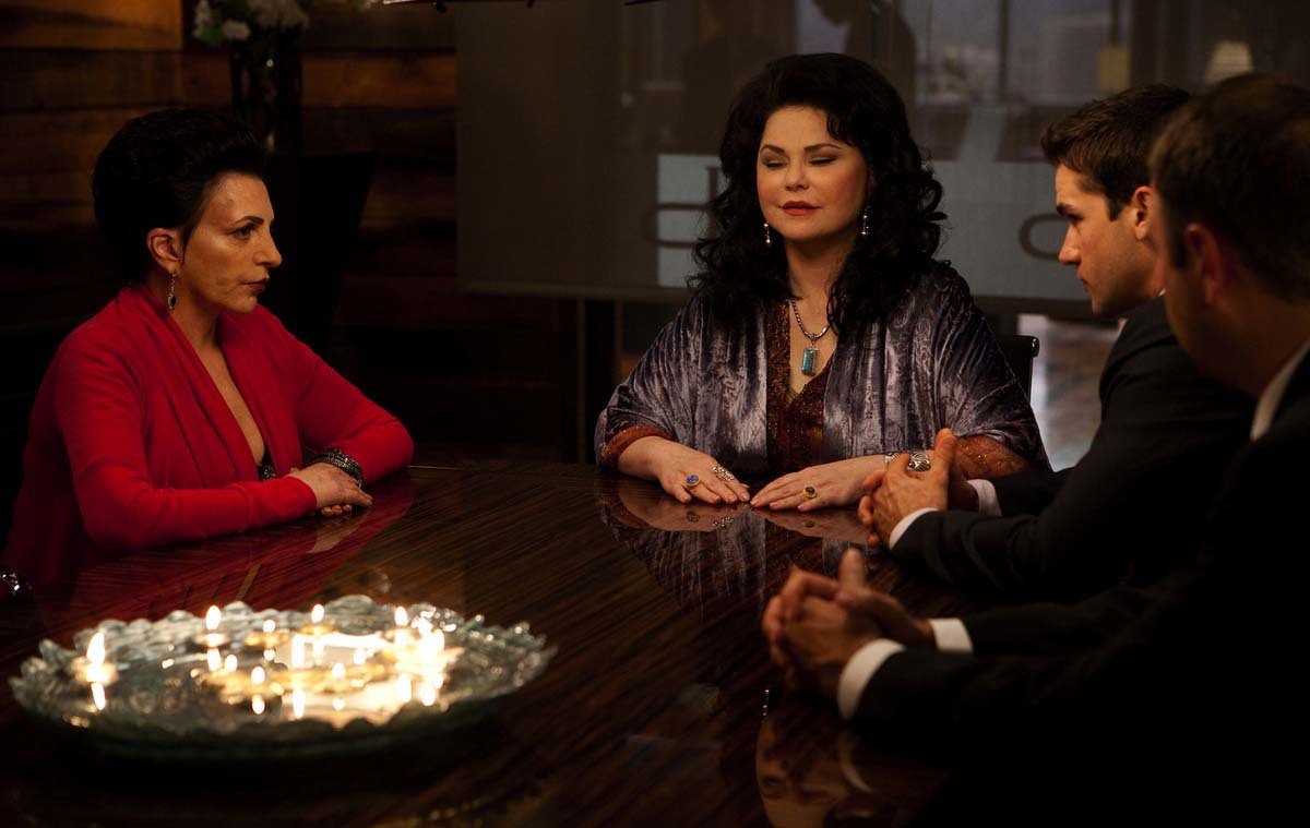 Still of Delta Burke, Liza Minnelli and Jackson Hurst in Drop Dead Diva (2009)