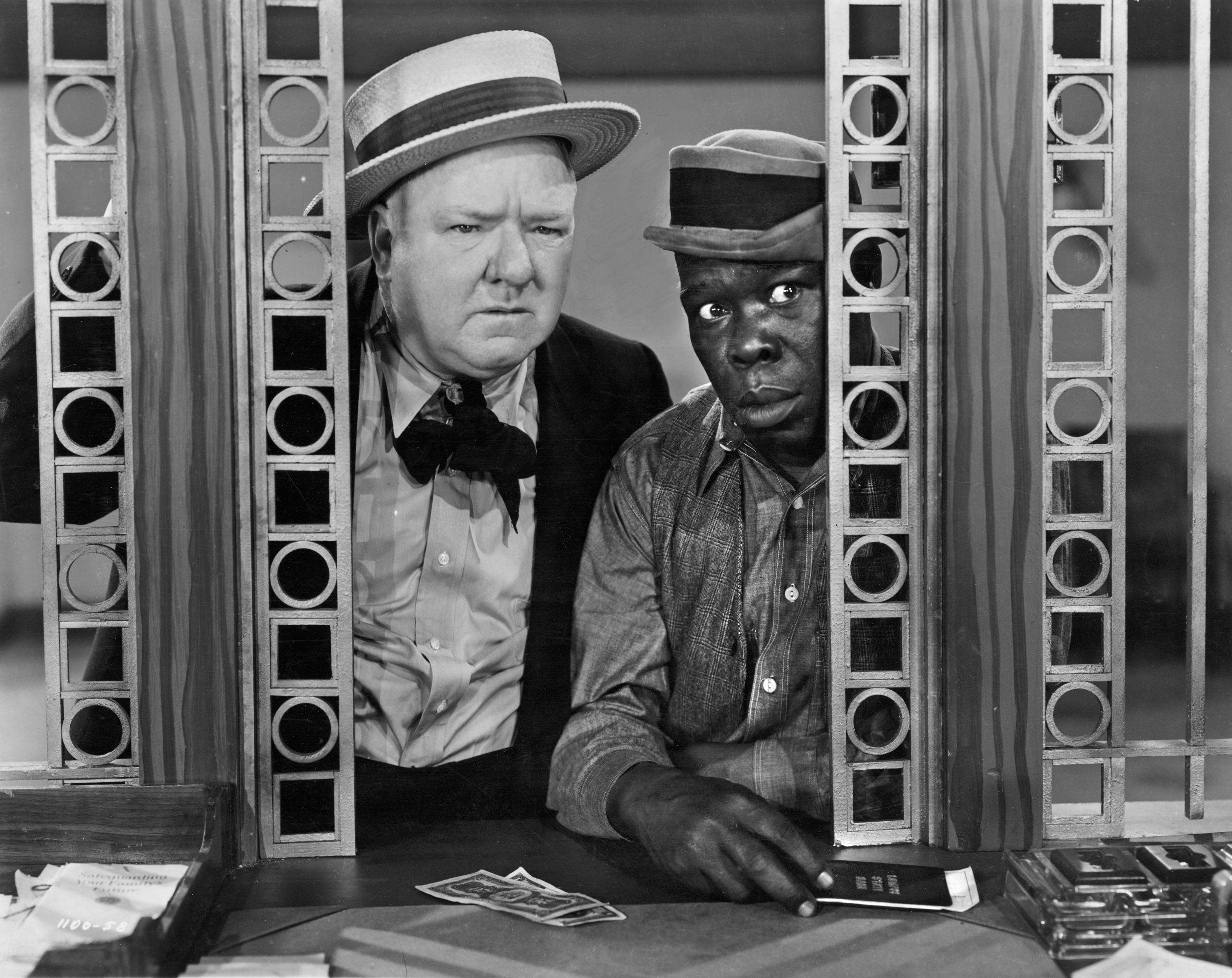 Still of W.C. Fields and Billy Mitchell in The Bank Dick (1940)