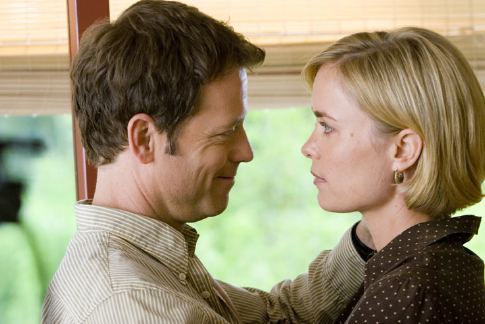 Still of Greg Kinnear and Radha Mitchell in Feast of Love (2007)
