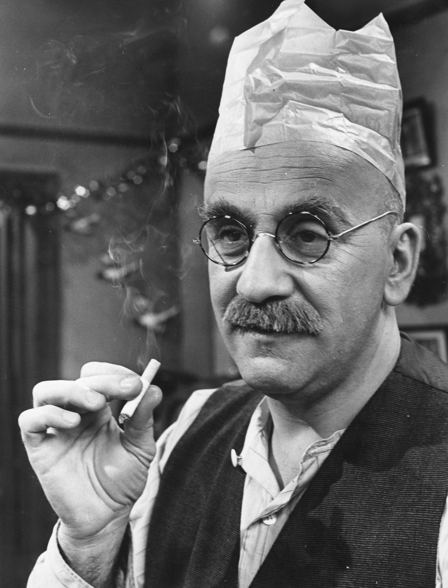 Still of Warren Mitchell in Till Death Us Do Part (1965)