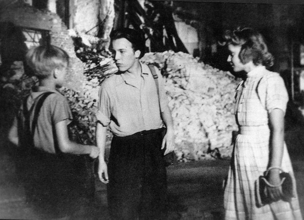 Still of Edmund Moeschke in Germania anno zero (1948)