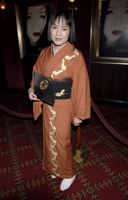 Kaori Momoi at event of Memoirs of a Geisha (2005)