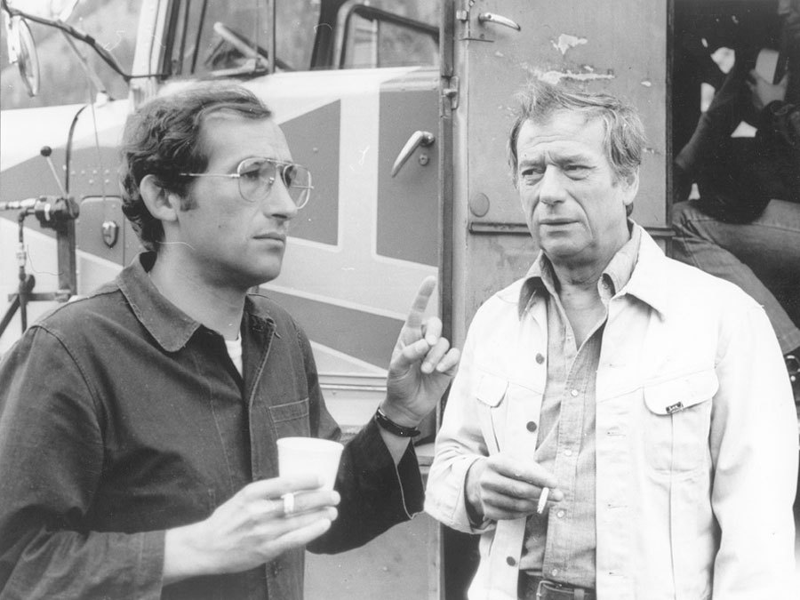 Still of Alain Corneau and Yves Montand in Le choix des armes (1981)