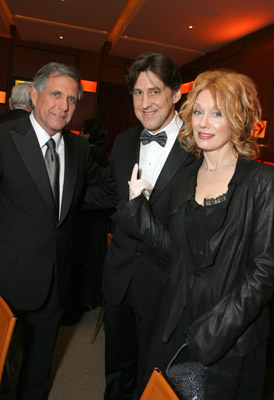 Cameron Crowe, Leslie Moonves and Nancy Wilson at event of The 79th Annual Academy Awards (2007)
