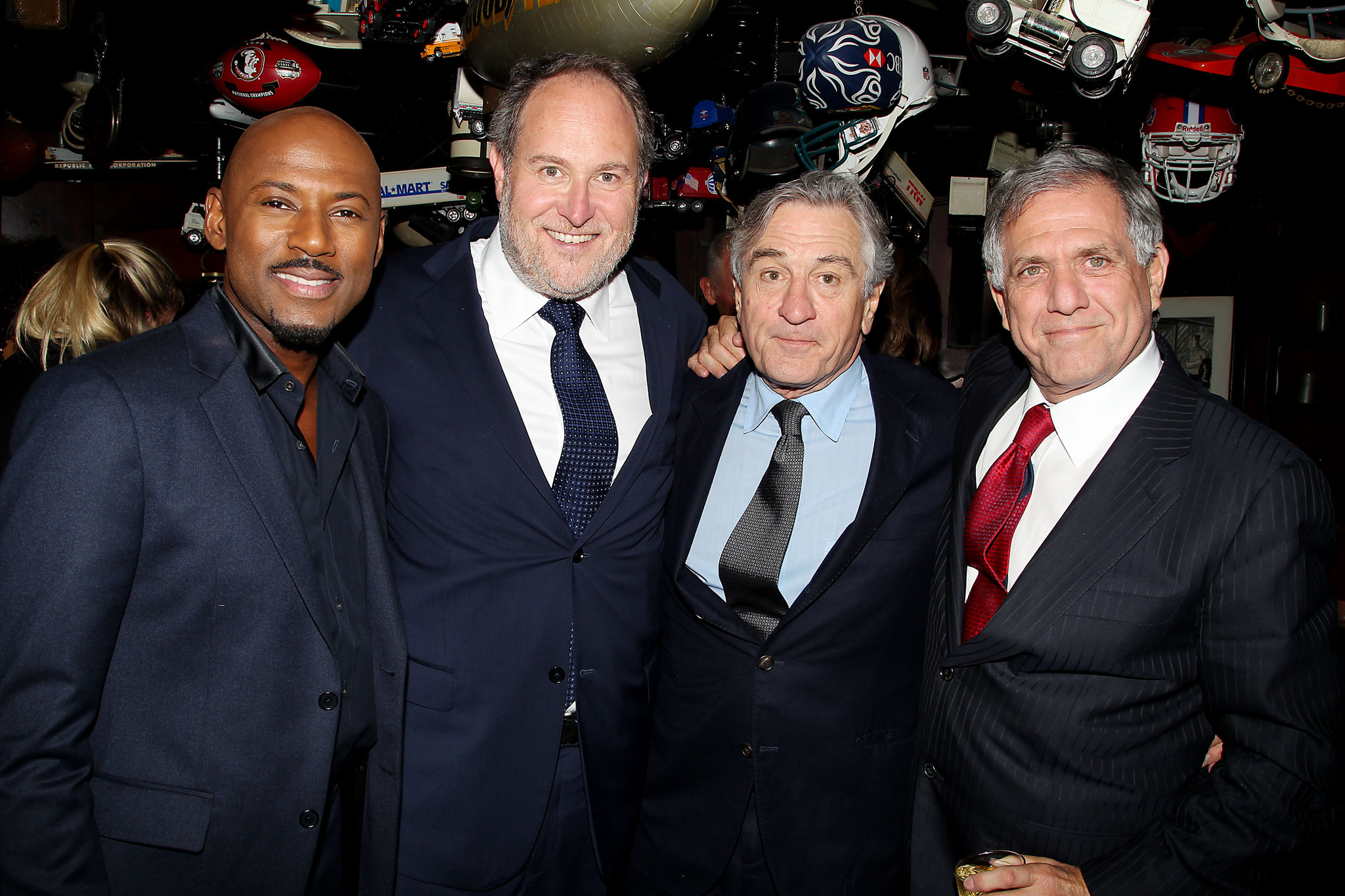 Robert De Niro, Jon Turteltaub, Romany Malco and Leslie Moonves at event of Paskutini karta Las Vegase (2013)