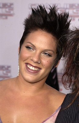 Pink at event of Charlie's Angels: Full Throttle (2003)