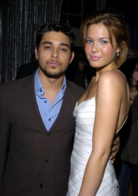 Wilmer Valderrama and Mandy Moore at event of Saved! (2004)