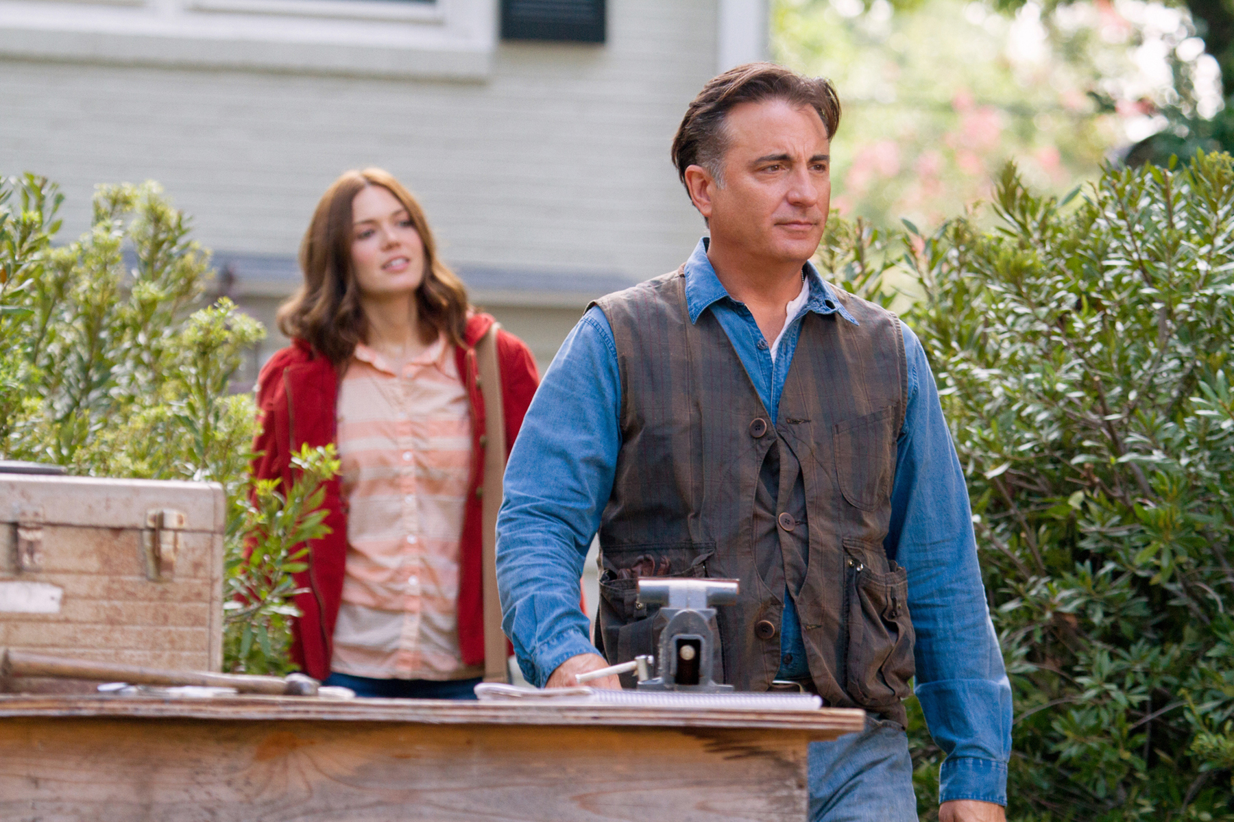 Still of Andy Garcia and Mandy Moore in Christmas in Conway (2013)