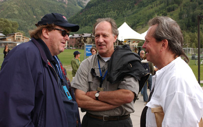 Terry Gilliam, Werner Herzog and Michael Moore at event of Bowling for Columbine (2002)