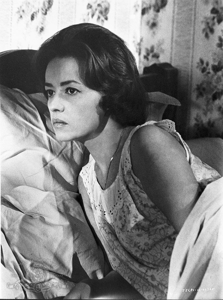 Still of Jeanne Moreau in The Train (1964)