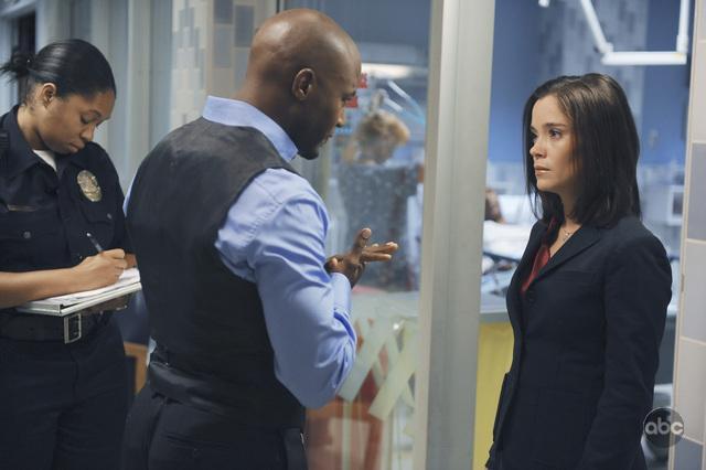 Still of Taye Diggs and Marguerite Moreau in Private Practice (2007)
