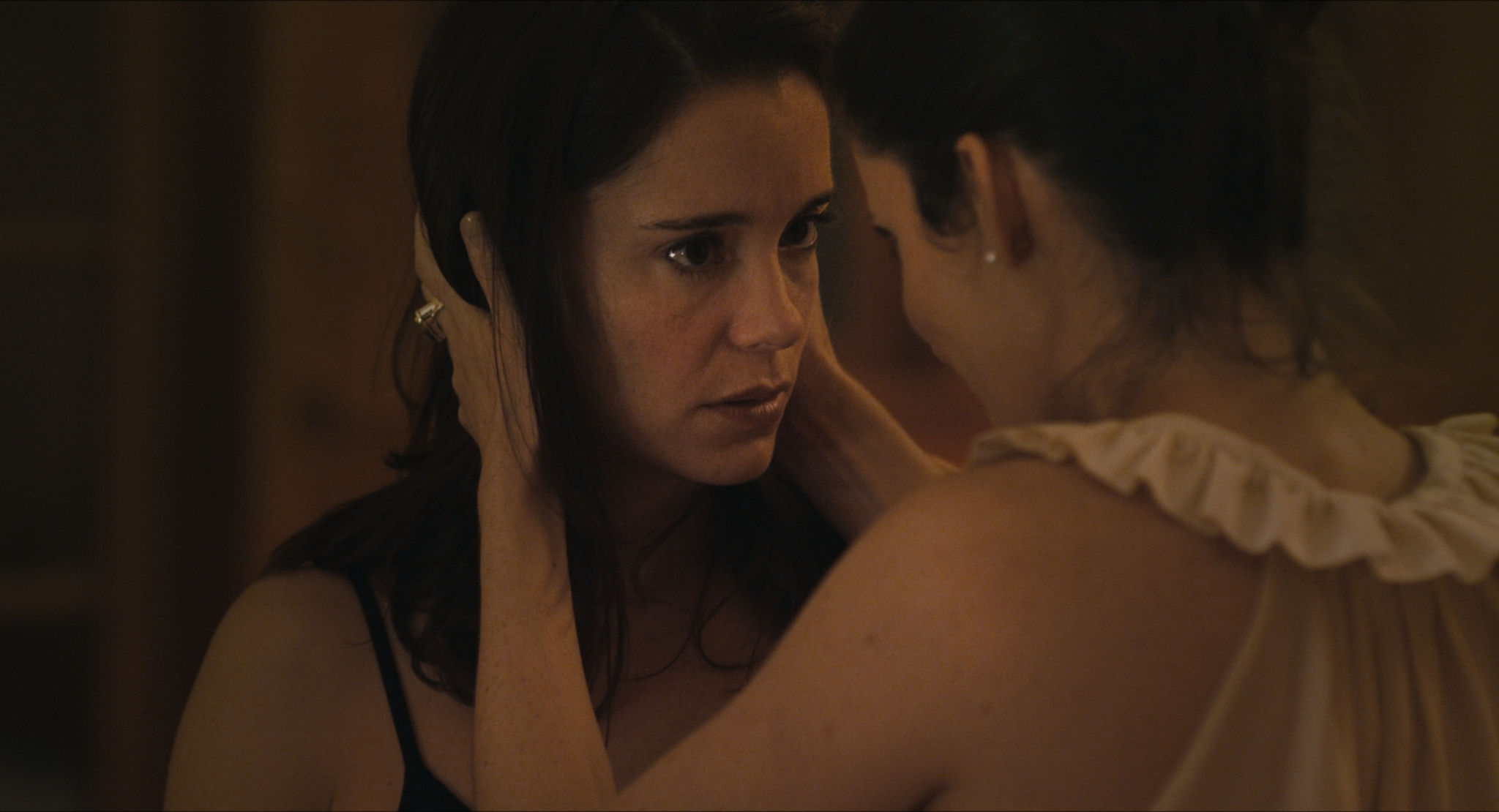 Still of Marguerite Moreau and Bitsie Tulloch in Caroline and Jackie (2012)