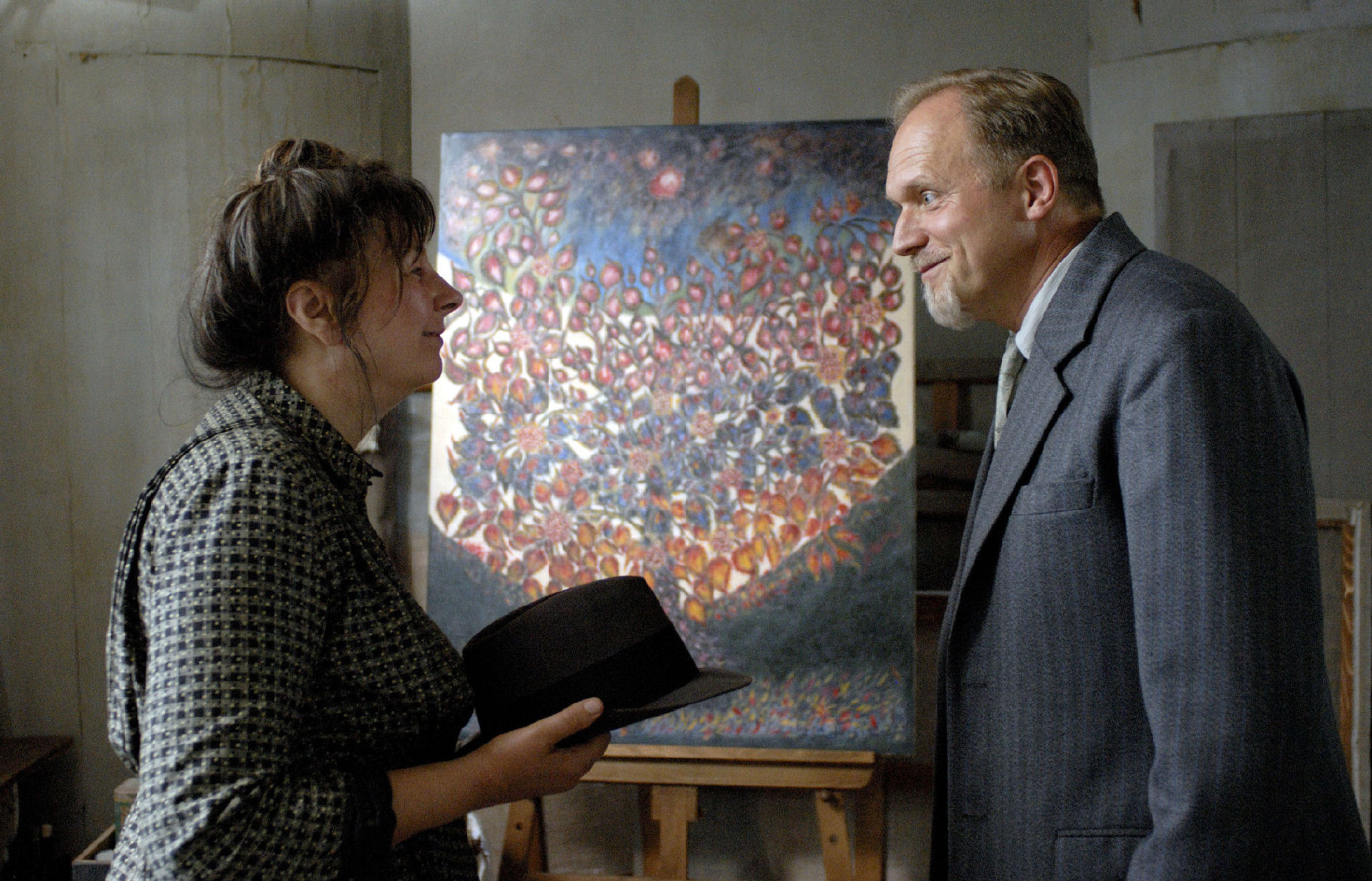 Still of Yolande Moreau and Ulrich Tukur in Séraphine (2008)