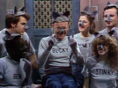 Still of Dan Aykroyd, Bill Murray, Garrett Morris and Gilda Radner in Saturday Night Live (1975)