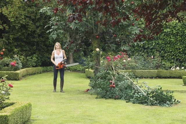 Still of Jennifer Morrison in Once Upon a Time (2011)