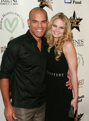 Jennifer Morrison and Amaury Nolasco