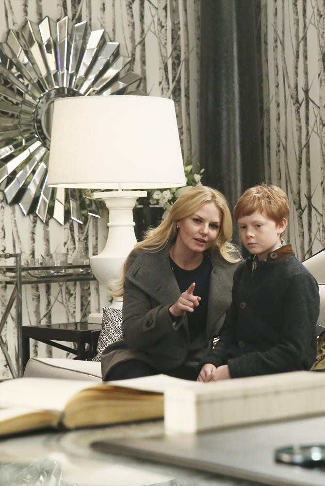 Still of Jennifer Morrison and Jakob Davies in Once Upon a Time (2011)