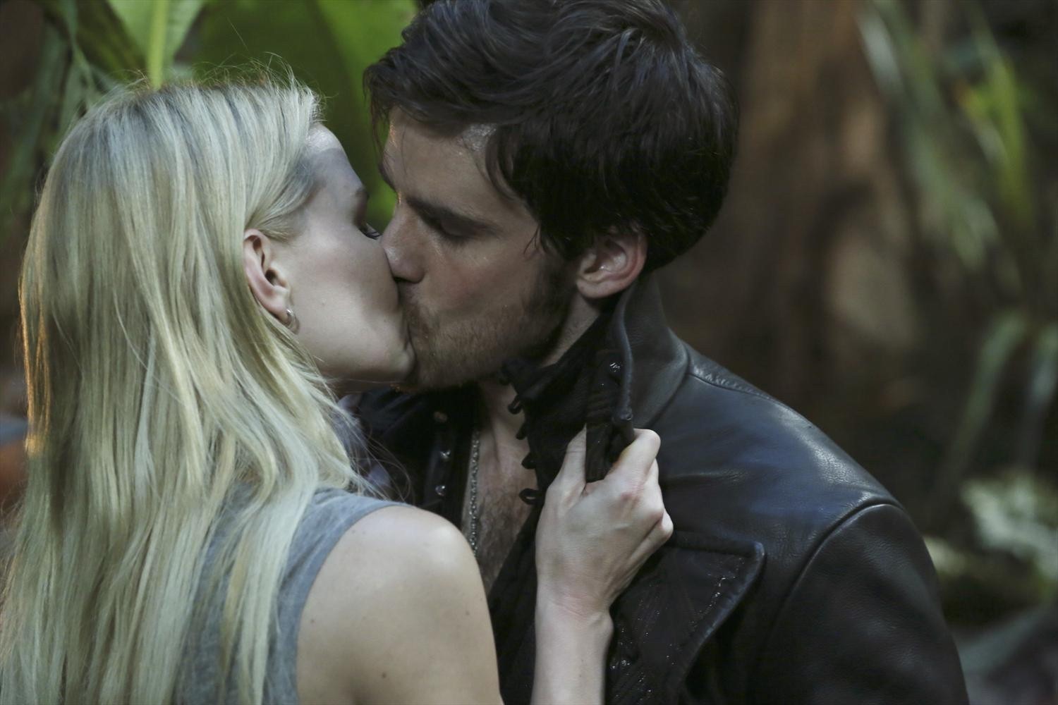 Still of Jennifer Morrison and Colin O'Donoghue in Once Upon a Time (2011)